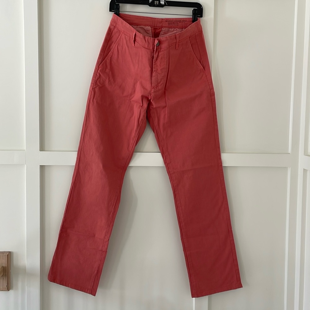 AG Jeans Men’s Chinos in light red size 31x32